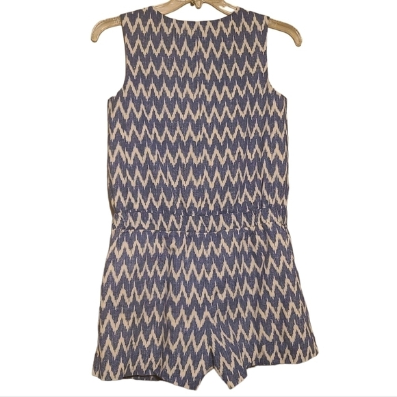 J. Crew Factory | Women's Zig Zag Print Buttoned Pocketed Shorts Romper (Size 4) - Picture 12 of 13
